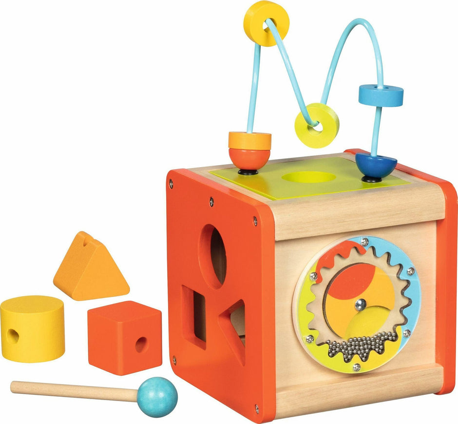 Activity- und Motorikwürfel aus Holz mit Motorikschleife, Sortiersteinen und Zahnrad – buntes Lernspielzeug für Babys und Kleinkinder.