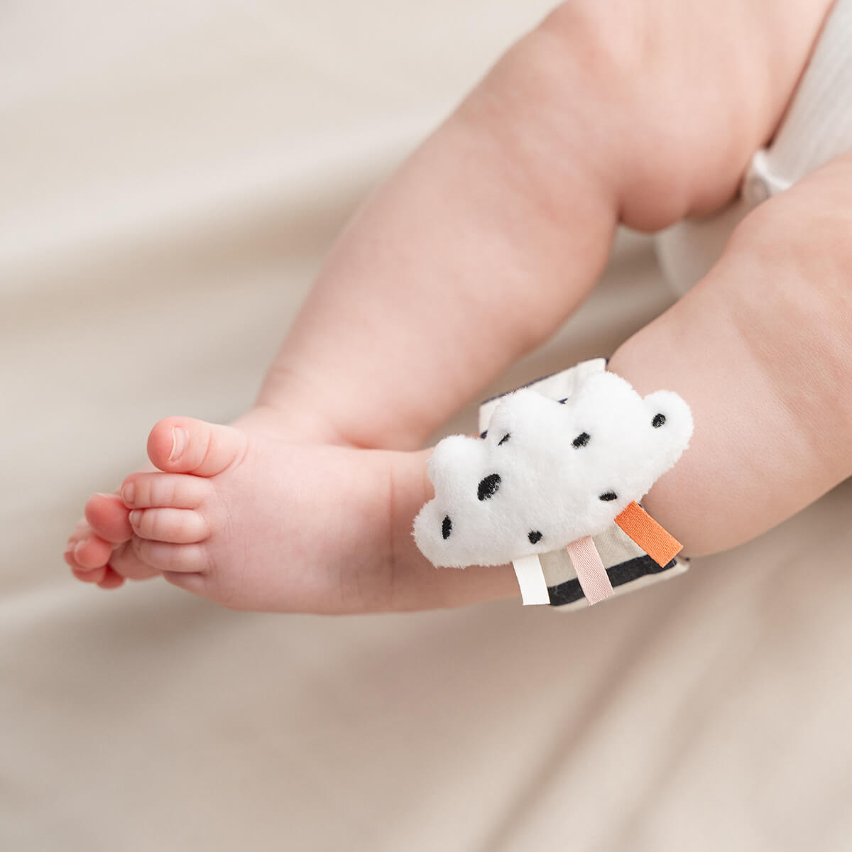 Rasselarmband für Babys – Weiches Handgelenkspielzeug – Rosa oder Blau - Babylions