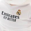 Real Madrid Logo auf Teddybär Trikot – offizielles Fanprodukt Kuscheltier